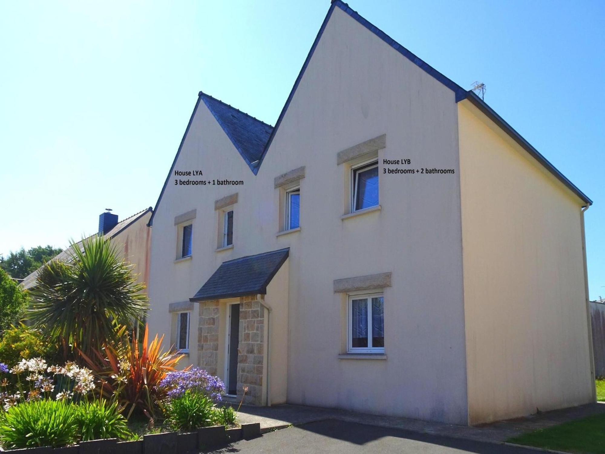 Modern Semi Detached House With Terrace Saint Quay Portrieux Villa Buitenkant foto
